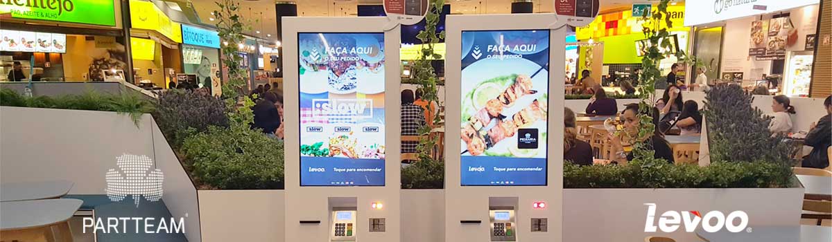 Self-service digital kiosks improve customer experience 1