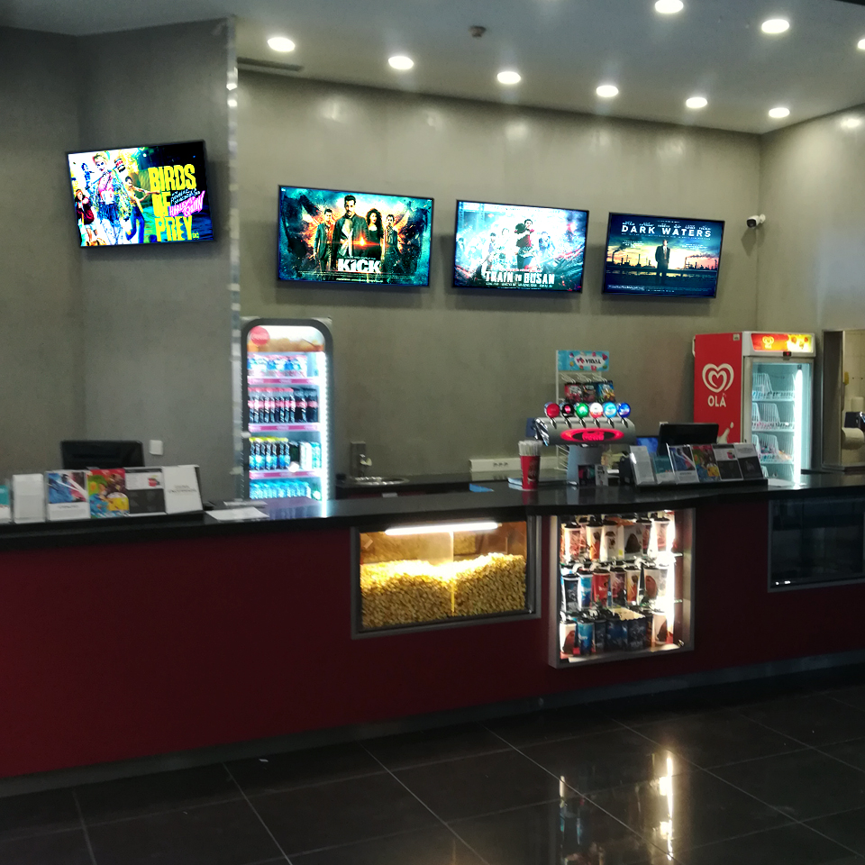 Castello Lopes Cinemas modernizes communication with PARTTEAM digital signage solution